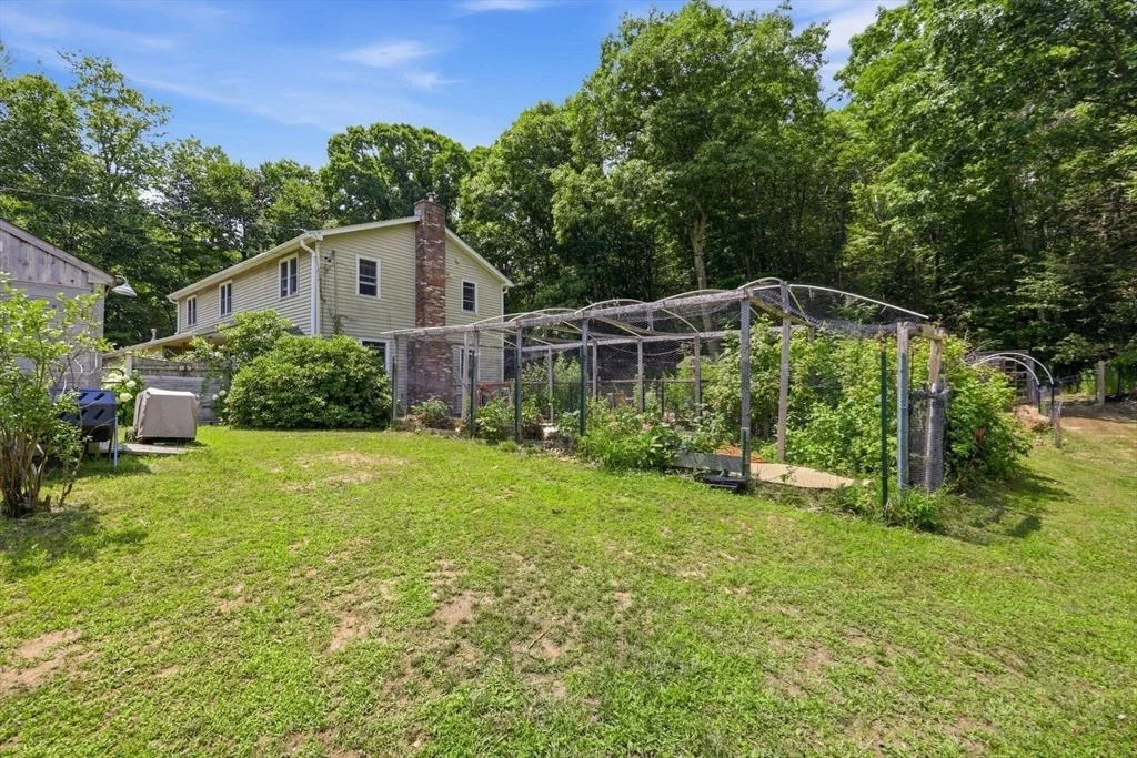 Photo of 75 Blandford Rd