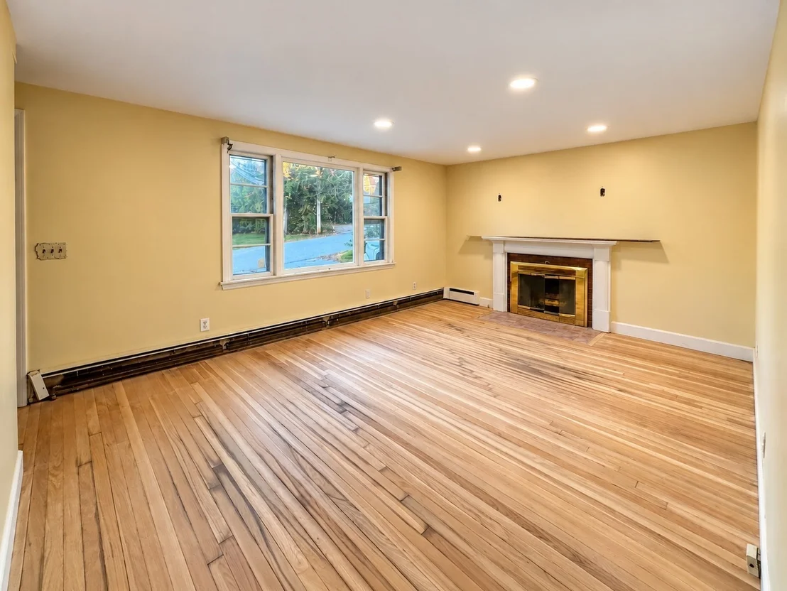 Photo of 11 Terrence Avenue