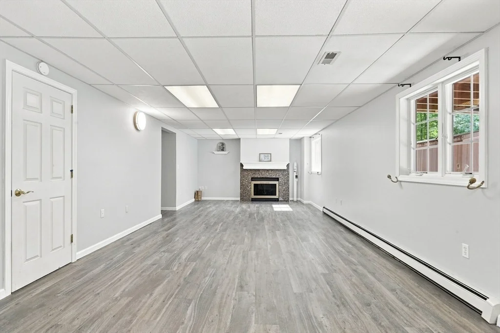 Photo of 9 Sullivan Cir