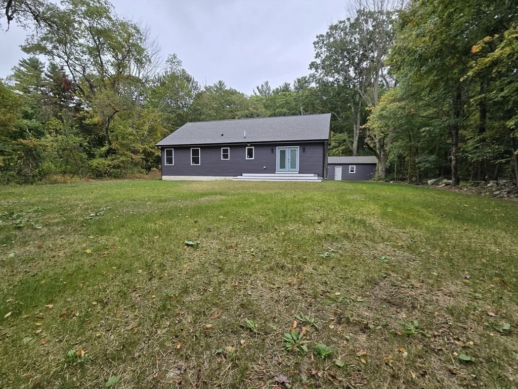 Photo of 2774 Greenwich Rd