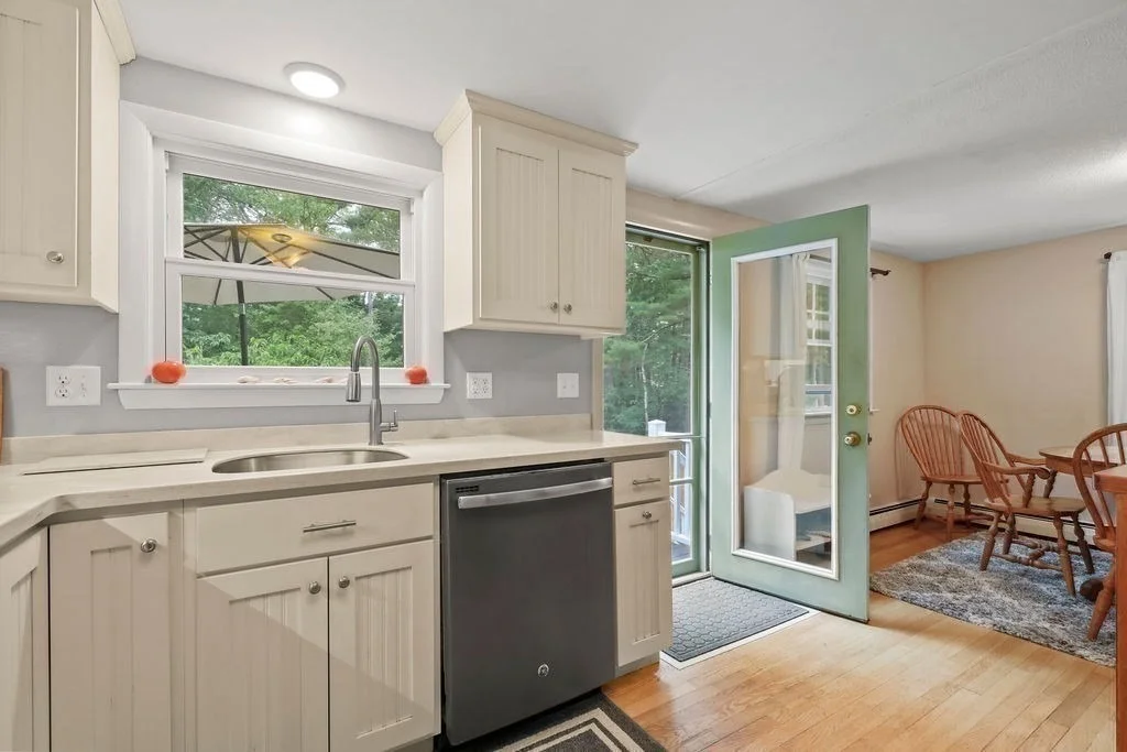 Photo of 566 County Rd