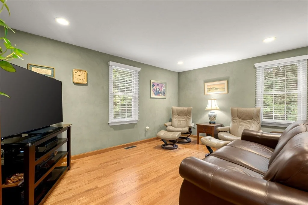 Photo of 13 Bayberry Rd