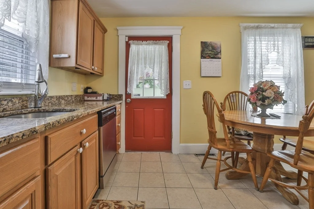 Photo of 170 Warwick St