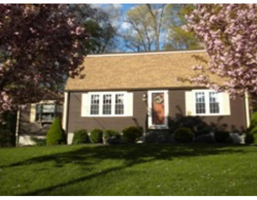 Photo of 19 Arrow Dr