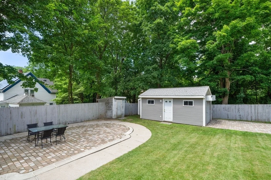 Photo of 39 Talbot St