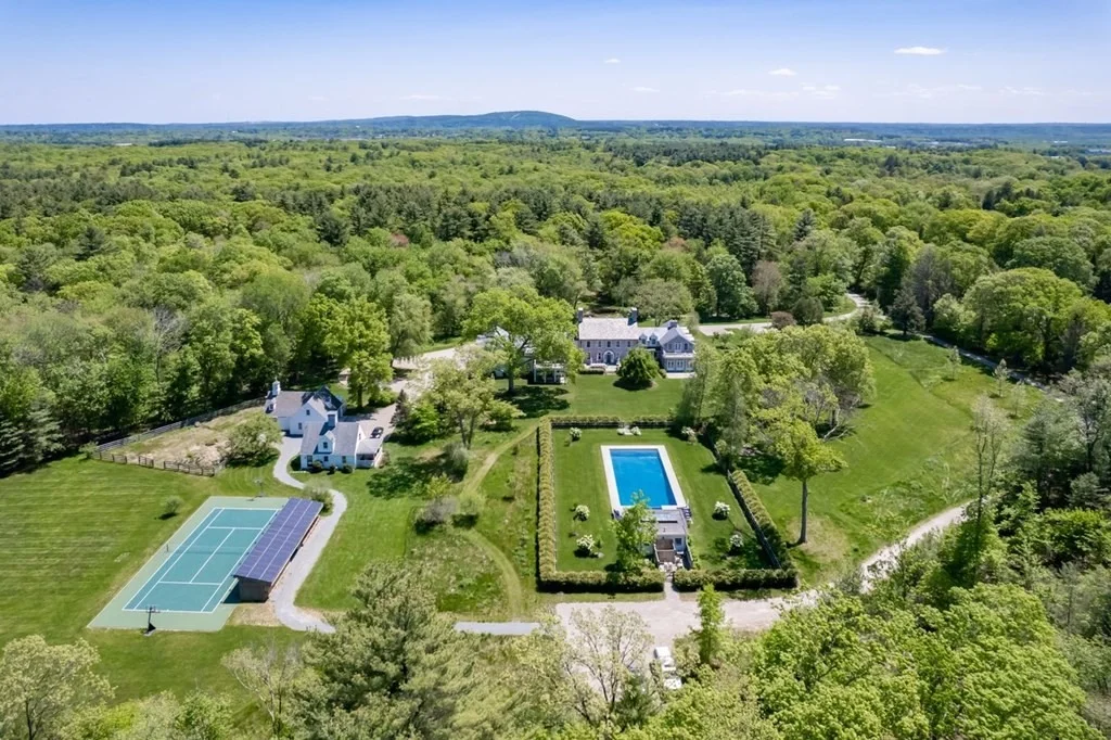 Photo of 401 Sandy Valley Rd