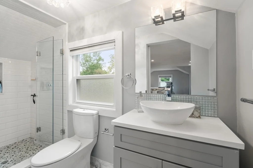 Photo of 32 Oak St