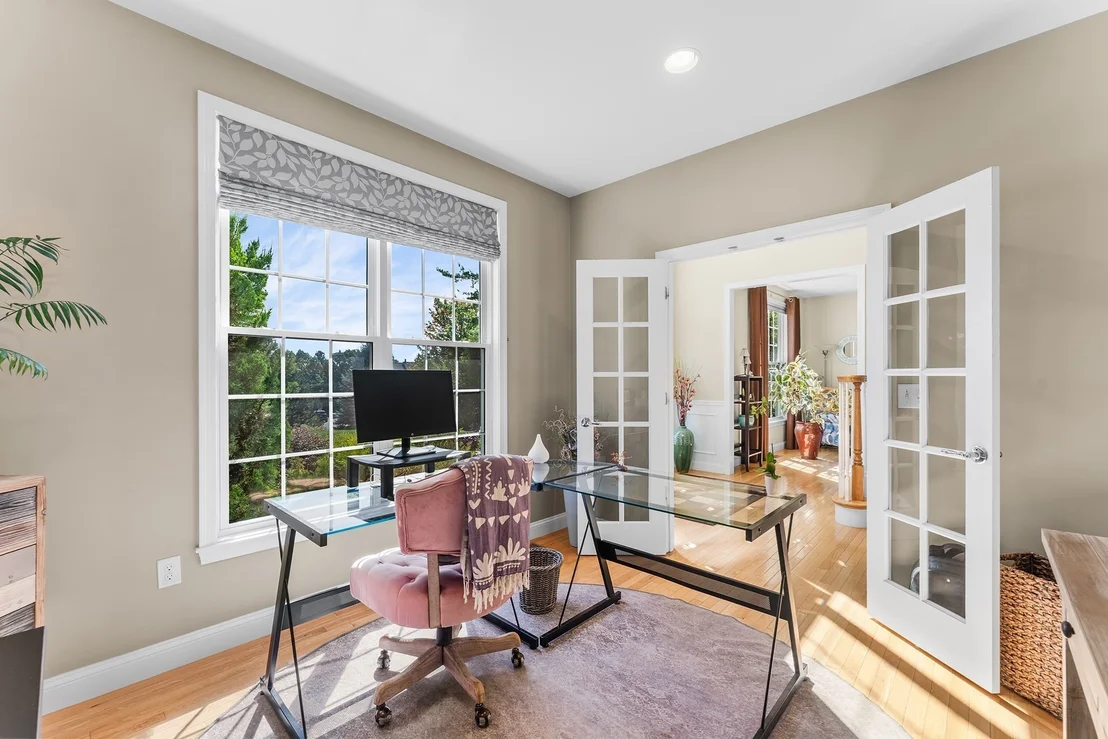 Photo of 32 Howarth Dr