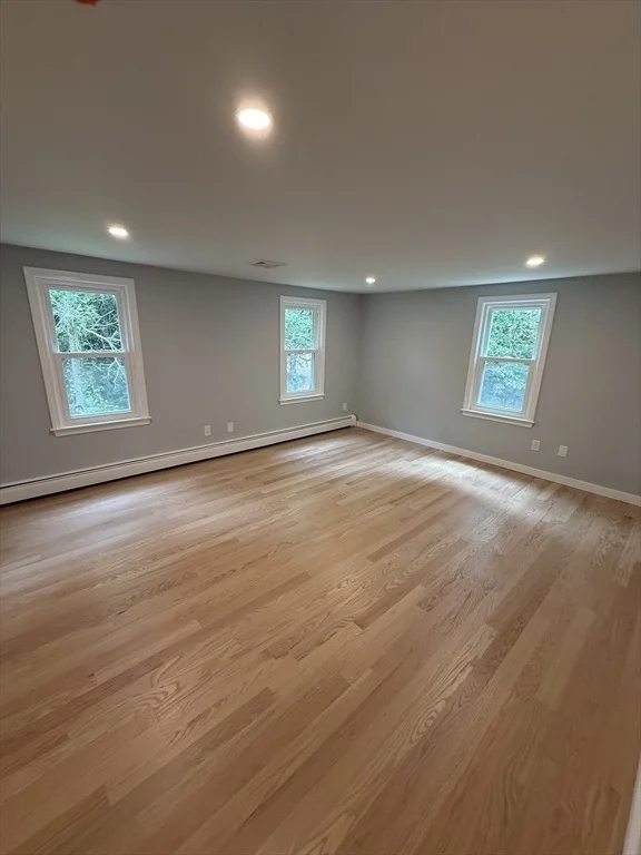 Photo of 329 Woodside Rd