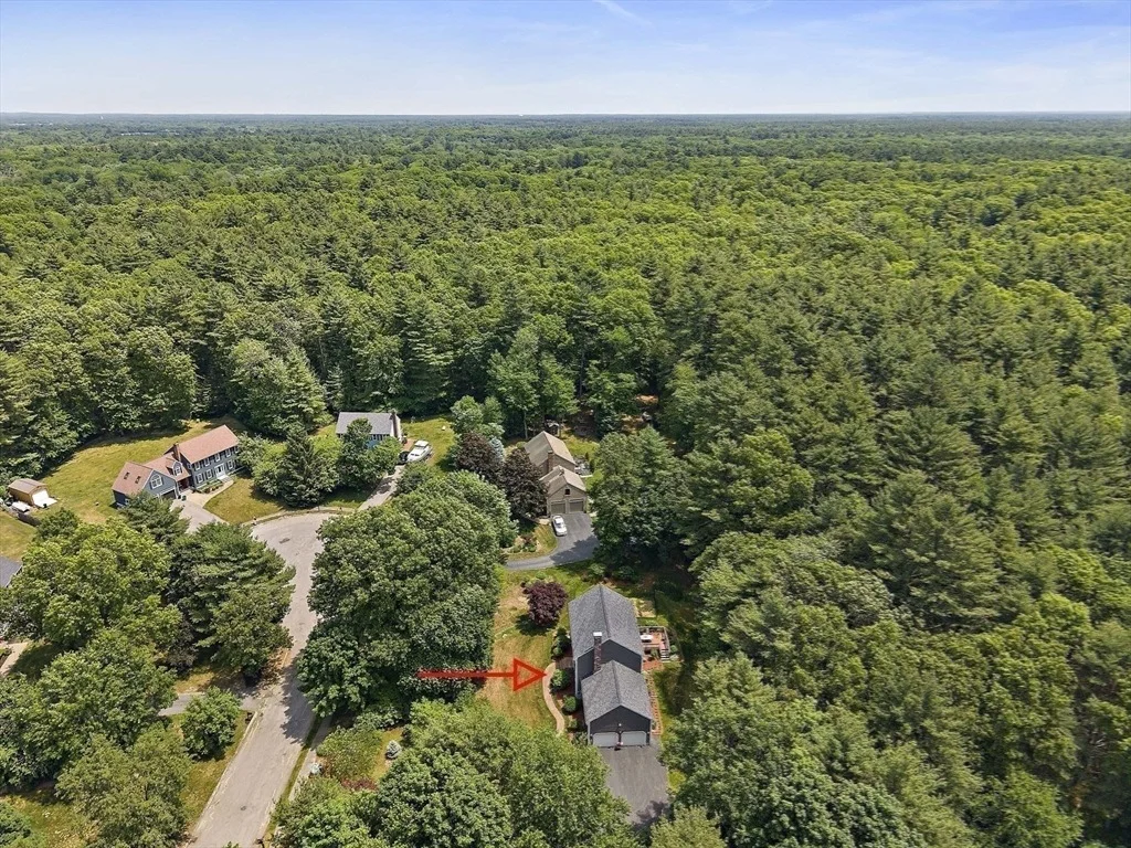 Photo of 5 Windemere Dr