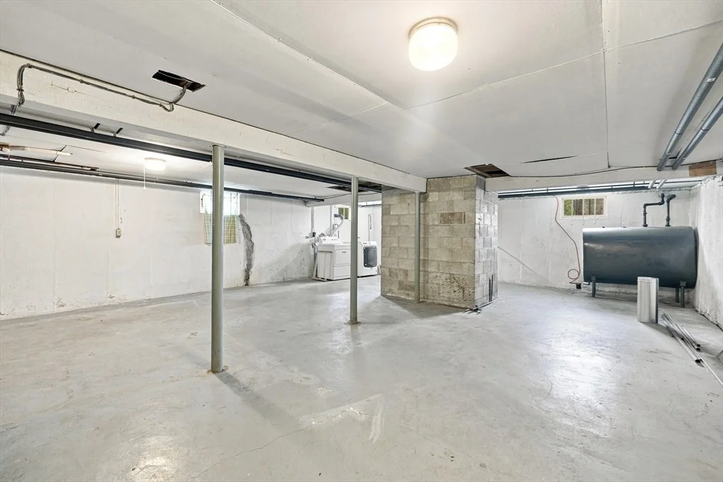 Photo of 807 N Eastern Ave