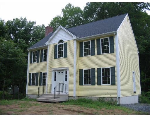 Photo of 2 Lot Thacher Street