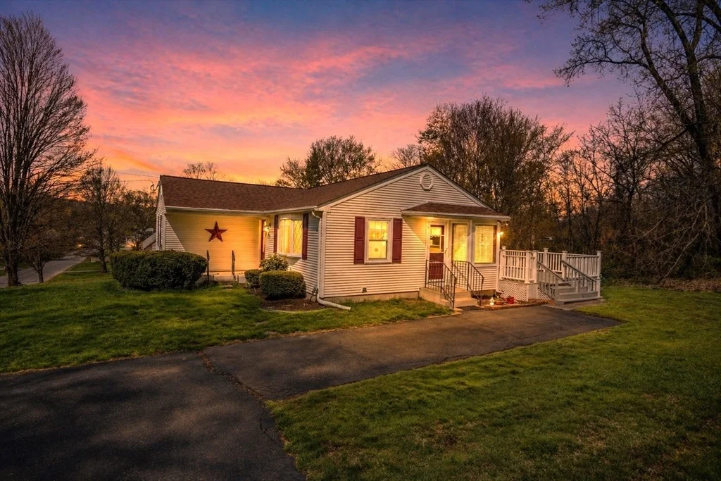 Photo of 22 Buckingham Ave