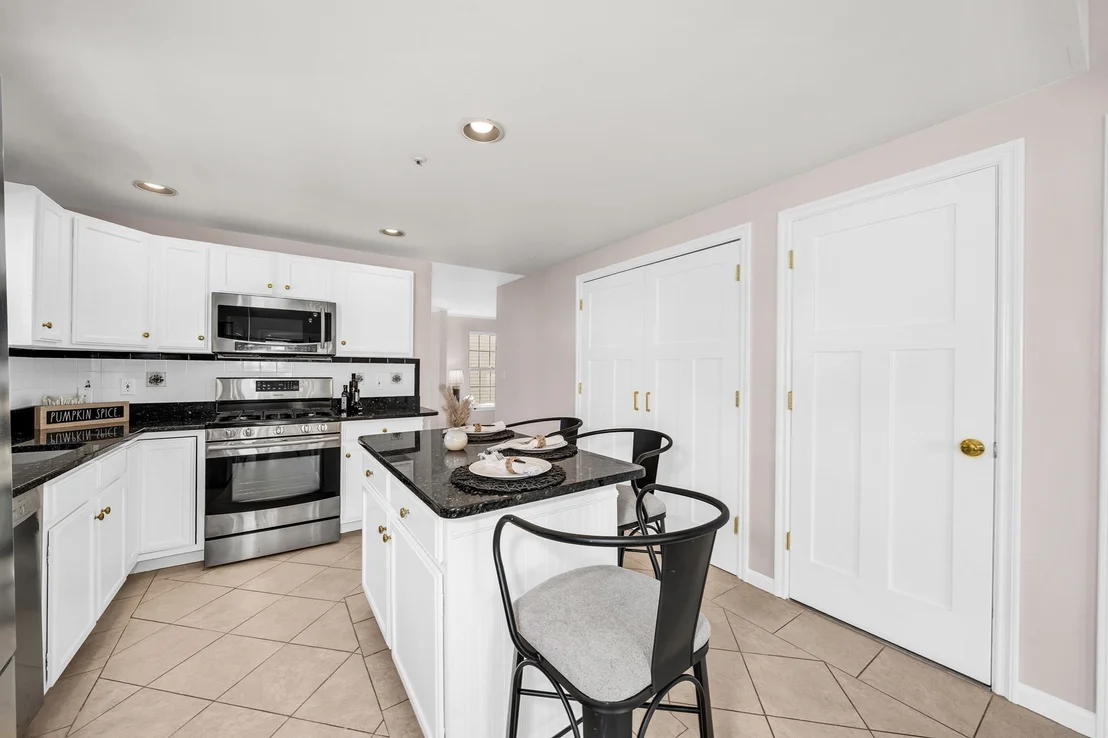 Photo of 51 Bucklin Rd