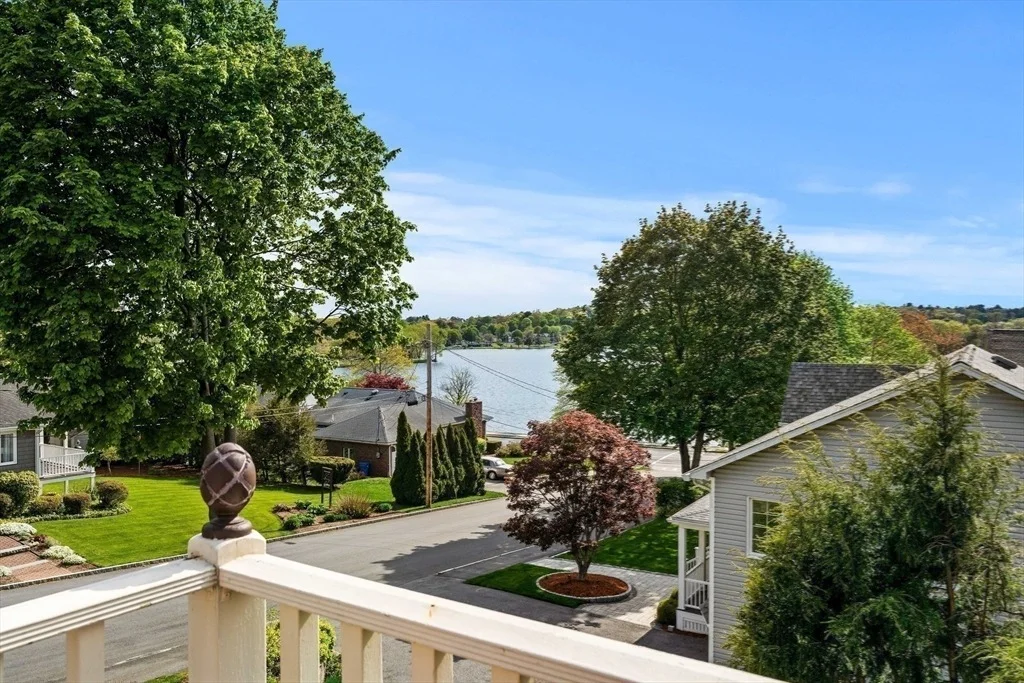 Photo of 9 White Ave