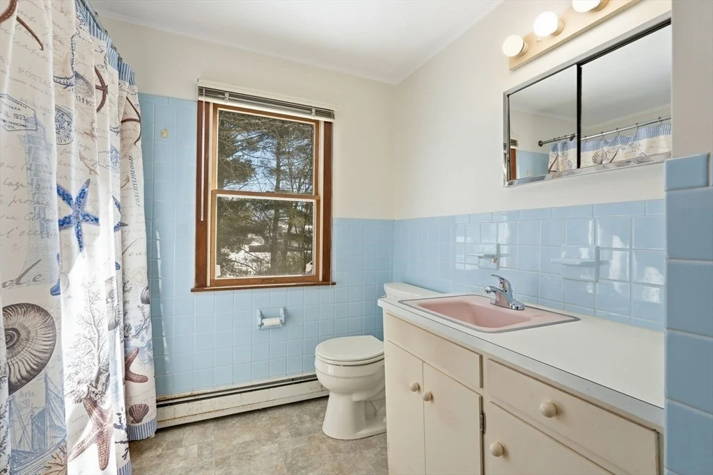 Photo of 132 Pondview Dr