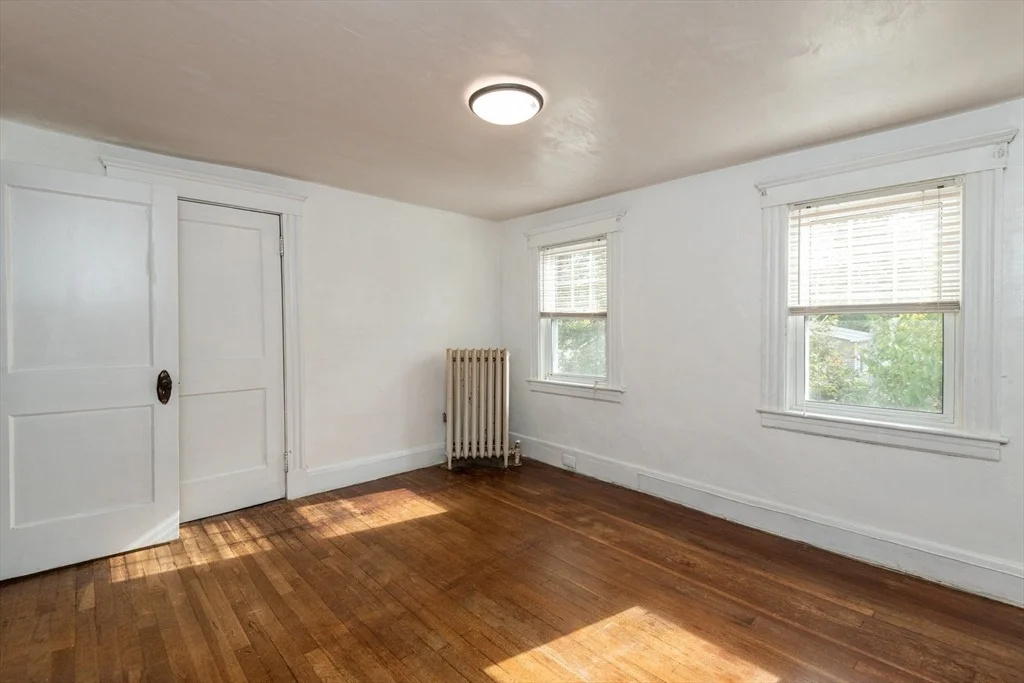 Photo of 8 Newcomb Avenue