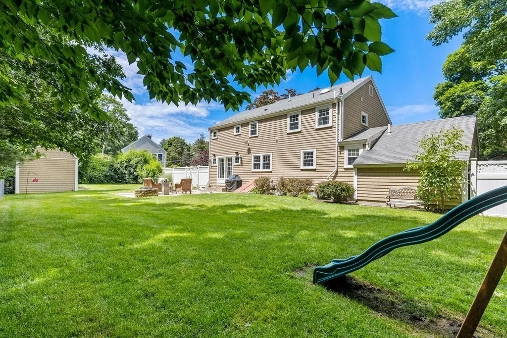 Photo of 10 Independence Ln