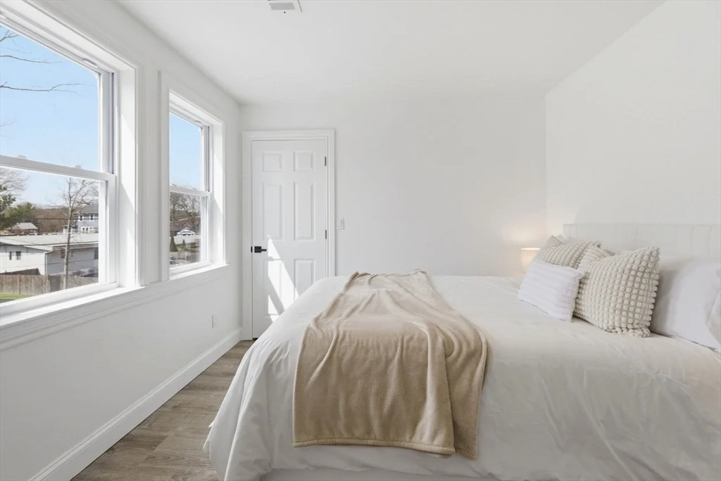 Photo of 12 Howard Ave
