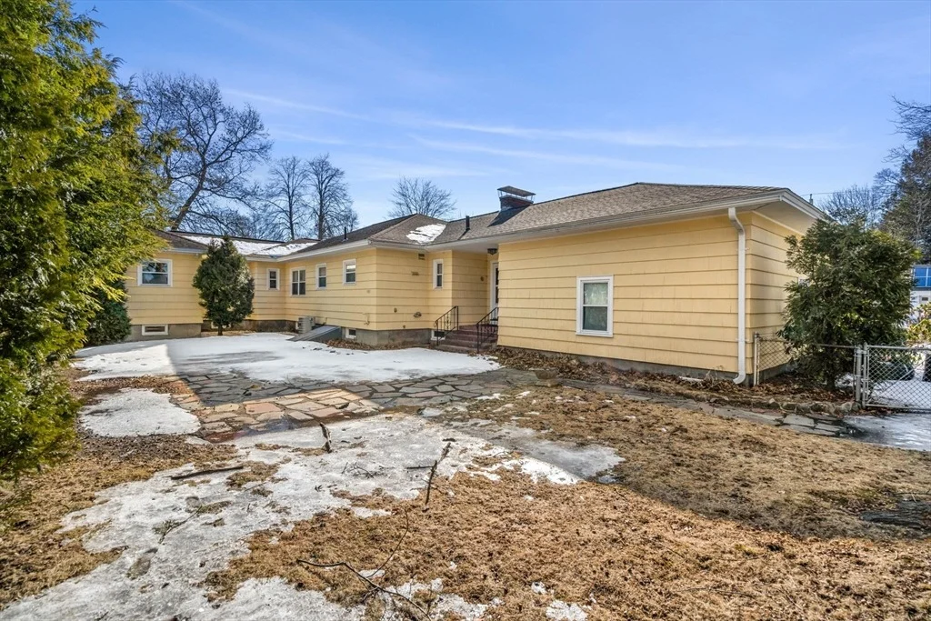 Photo of 74 Durso Ave