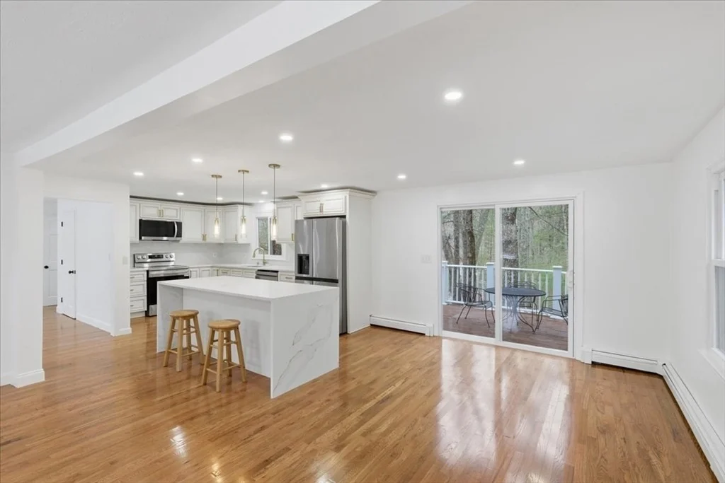 Photo of 430 Brook Bend Rd