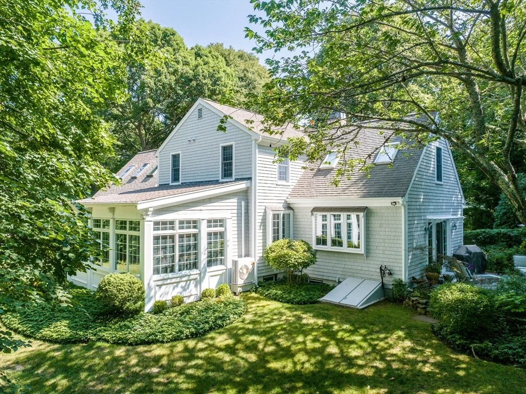Photo of 15 Long Pond Cir