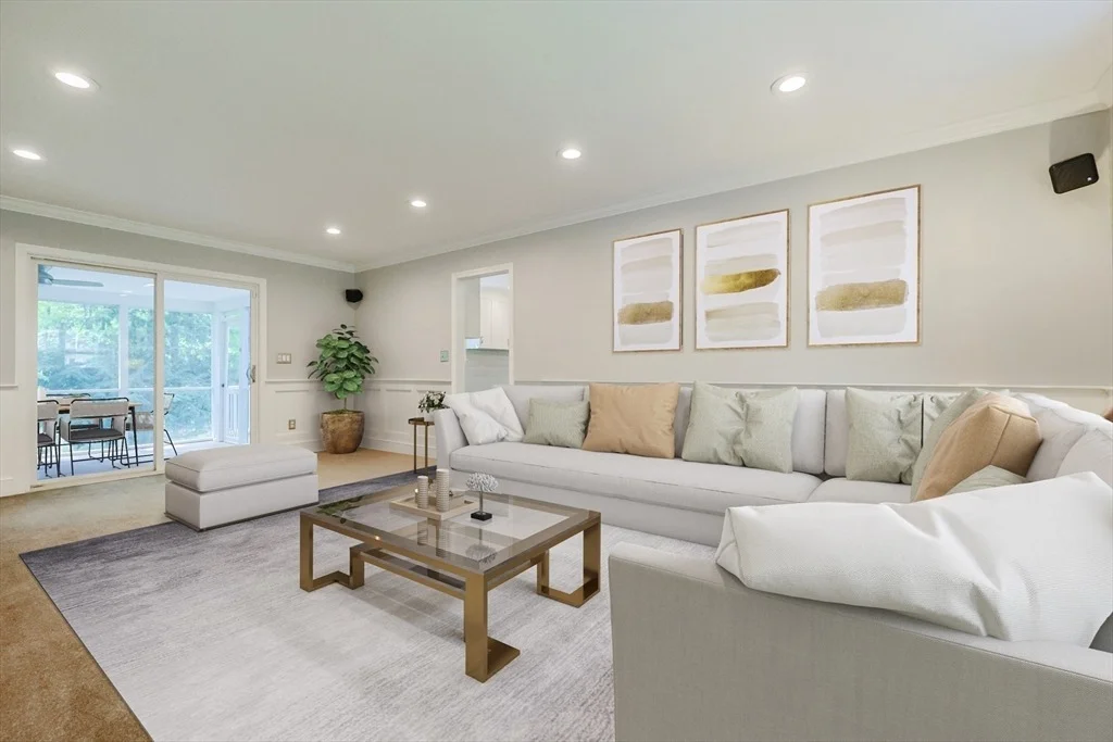 Photo of 233 Willowgate Rise