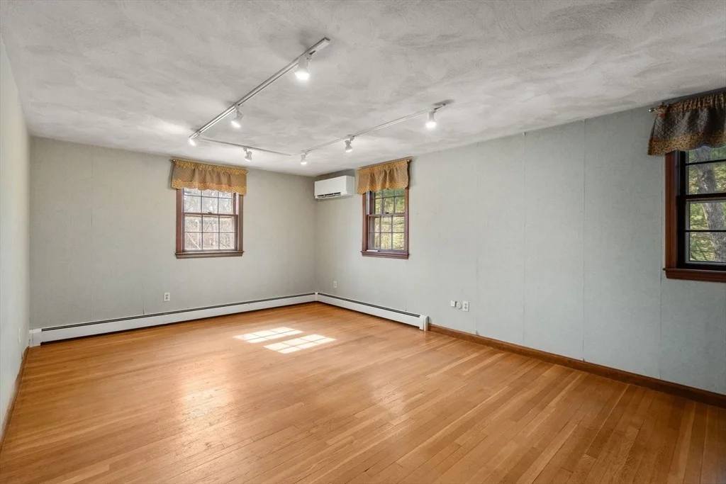 Photo of 40 Locust Drive
