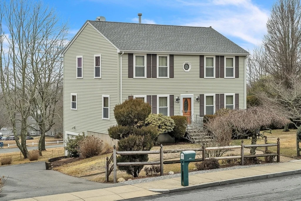 Photo of 5248 North Main St