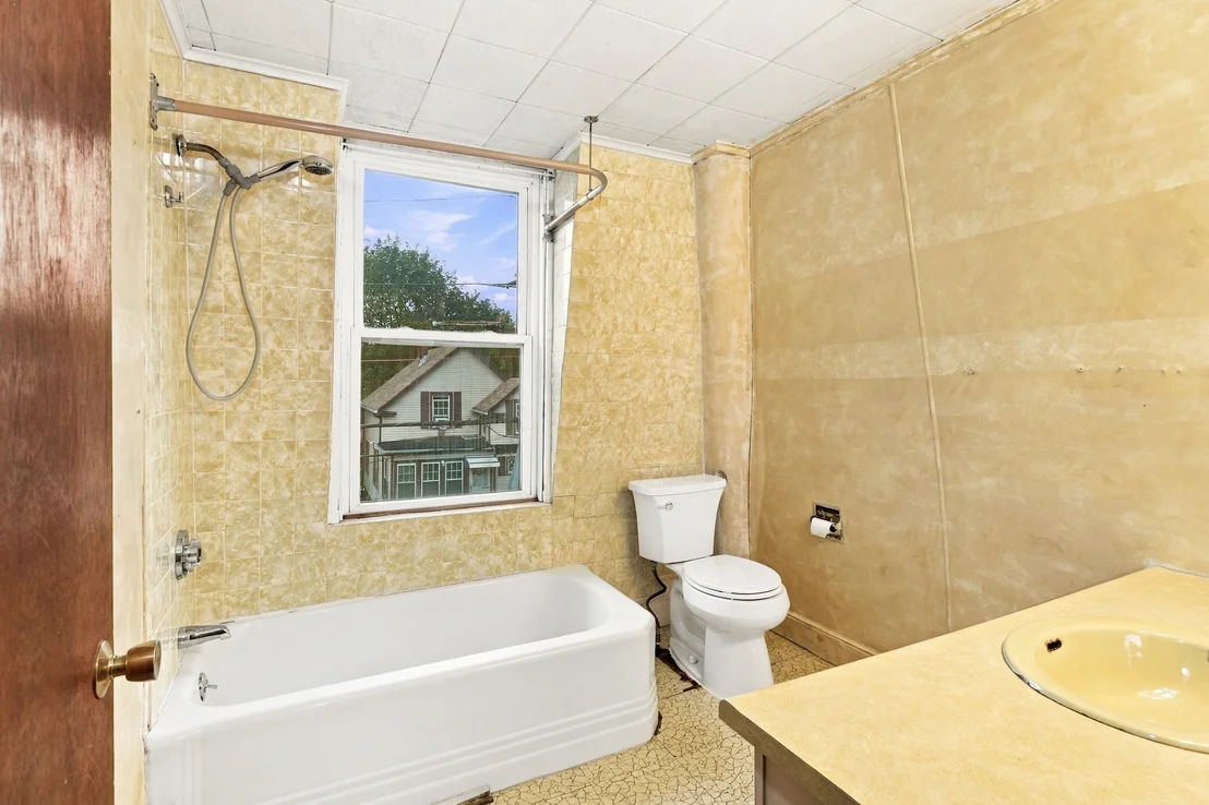 Photo of 85 Pine St