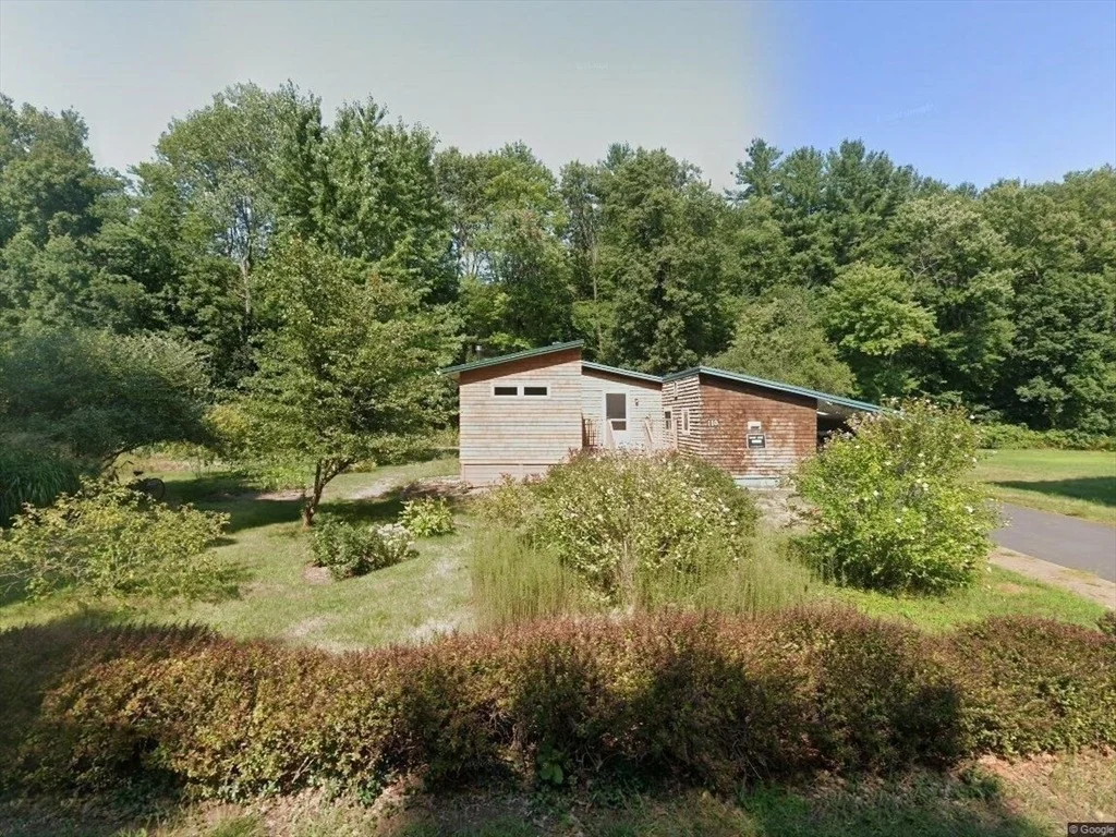 Photo of 110 Grantwood Dr