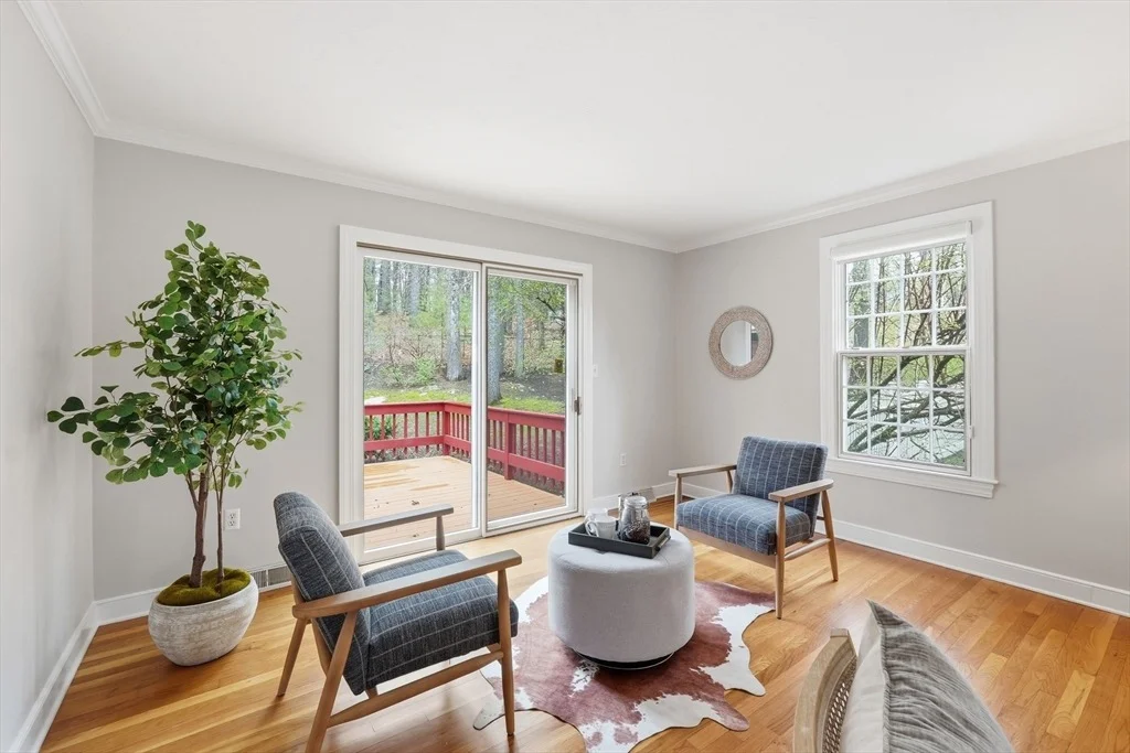 Photo of 273 Belknap Road
