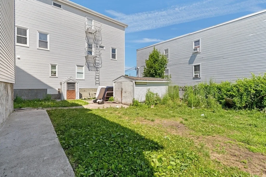 Photo of 554 Third St