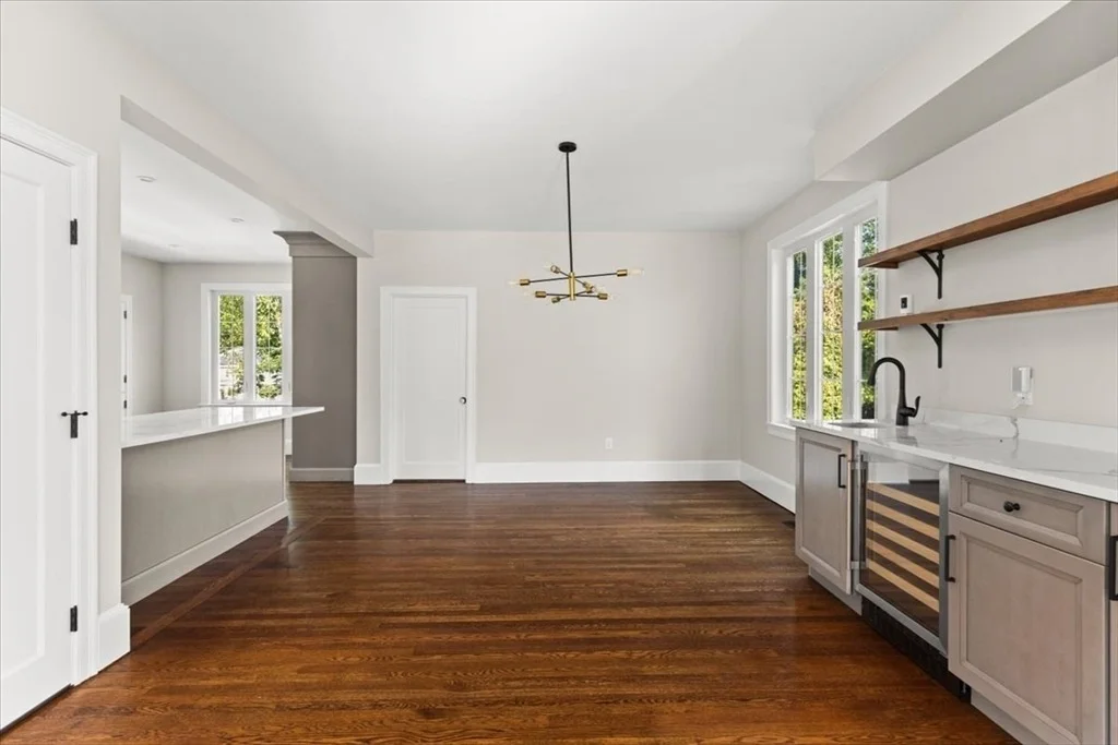 Photo of 8 Chilton Rd