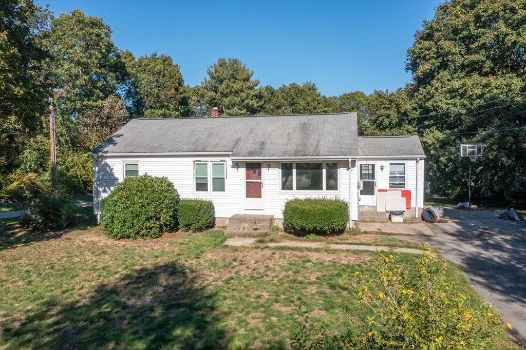 Photo of 150 Gilbert St