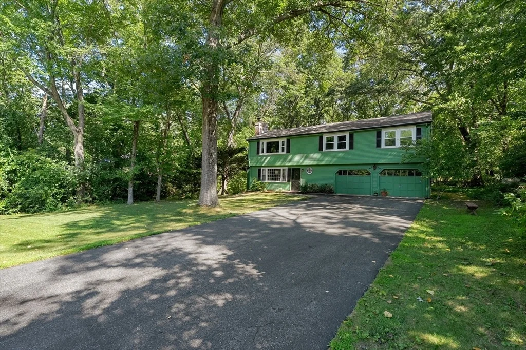 Photo of 8 Dana Rd