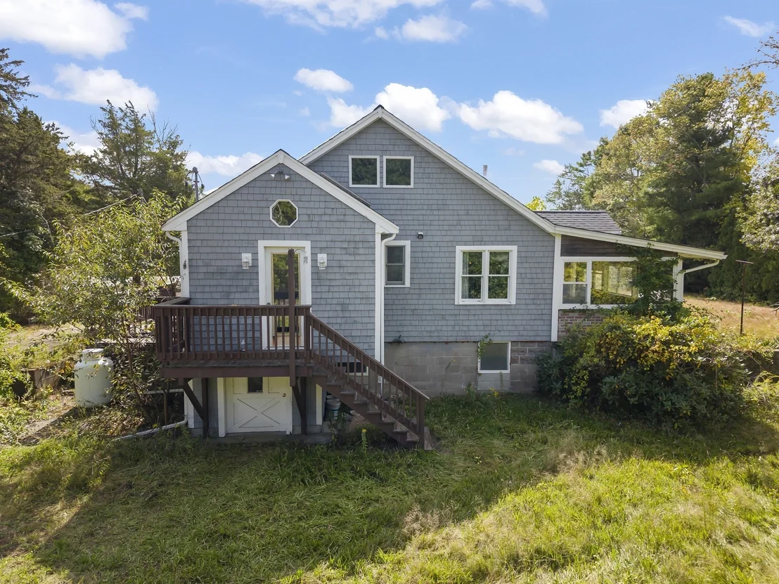 Photo of 2576 Cranberry Hwy