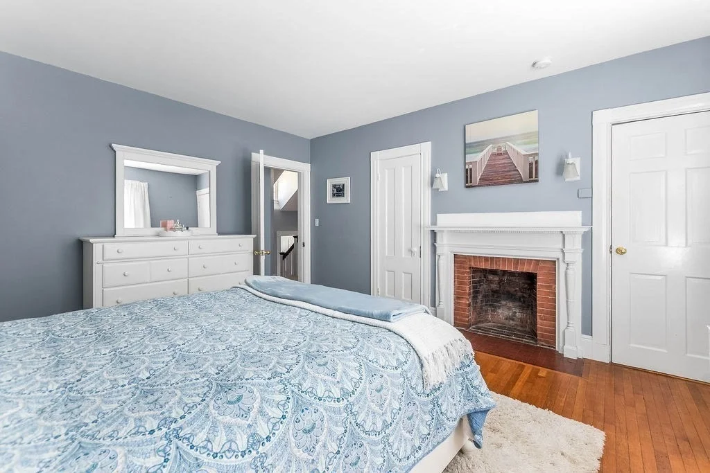 Photo of 180 Walnut St