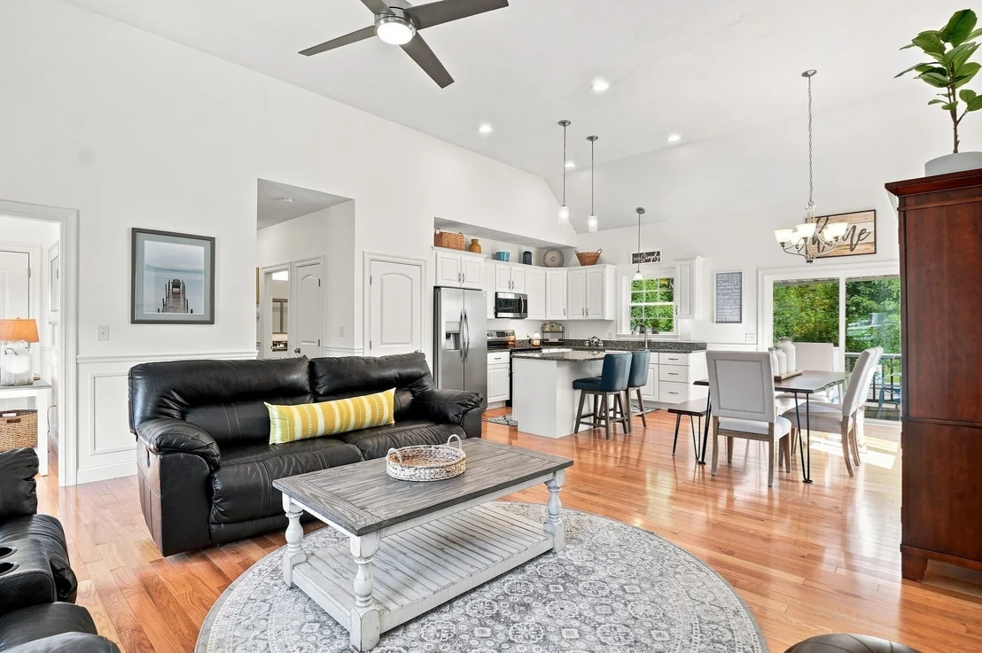 Photo of 33 Skyview Drive