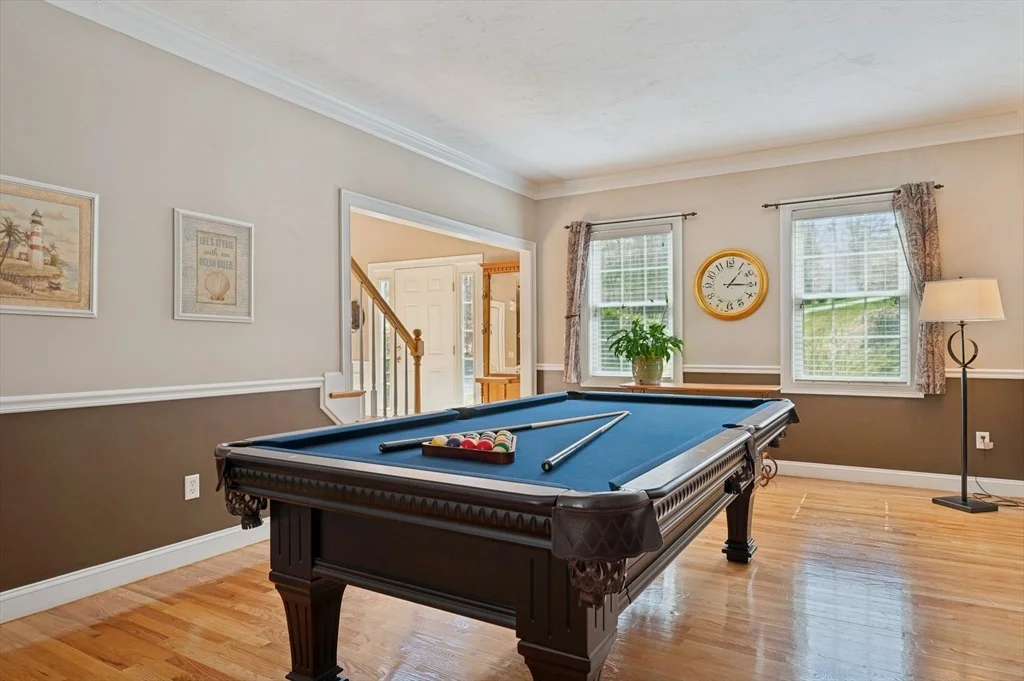 Photo of 320 Lincoln Circle