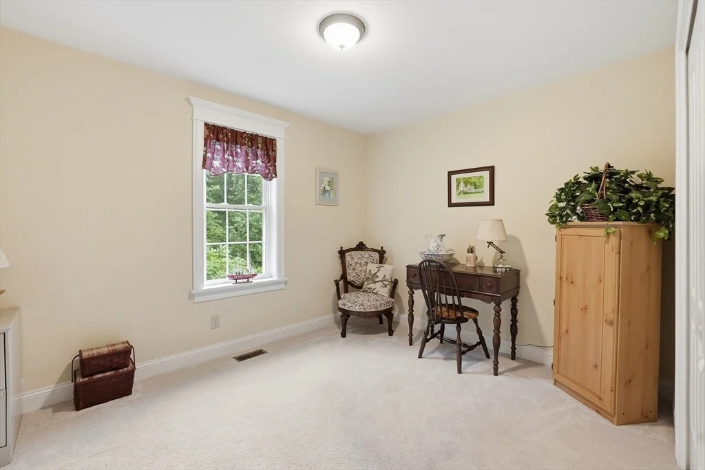 Photo of 215 Sarty Rd