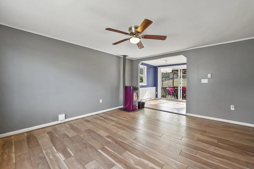Photo of 43 Colonial Drive