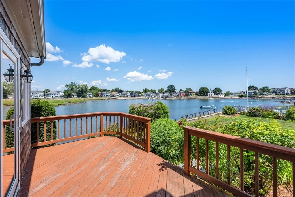 Photo of 5 Winter Island Rd