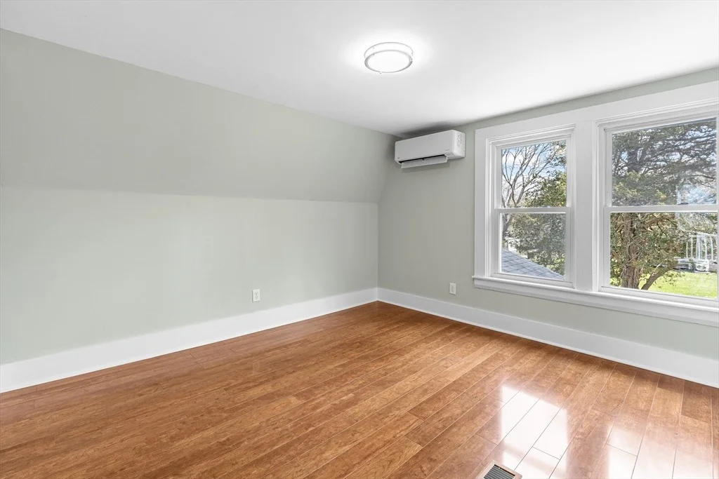 Photo of 5 Bell Rd Ext