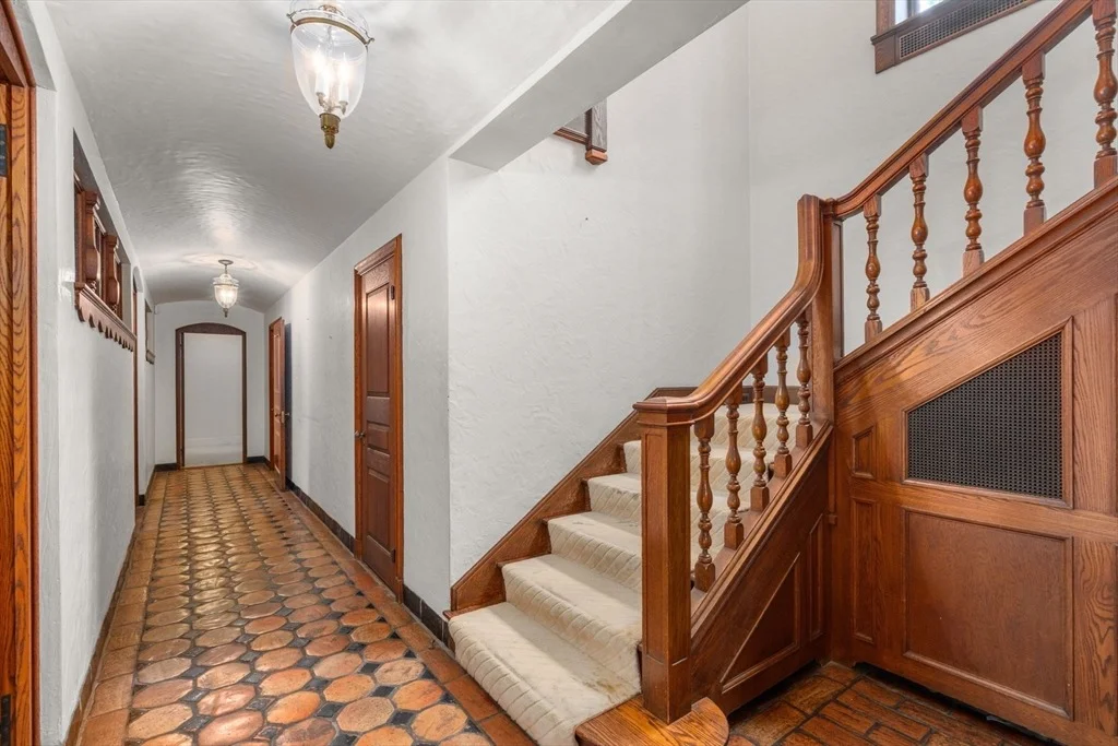 Photo of 180 Ivy St