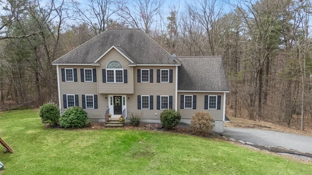 Photo of 380 Richardson Road