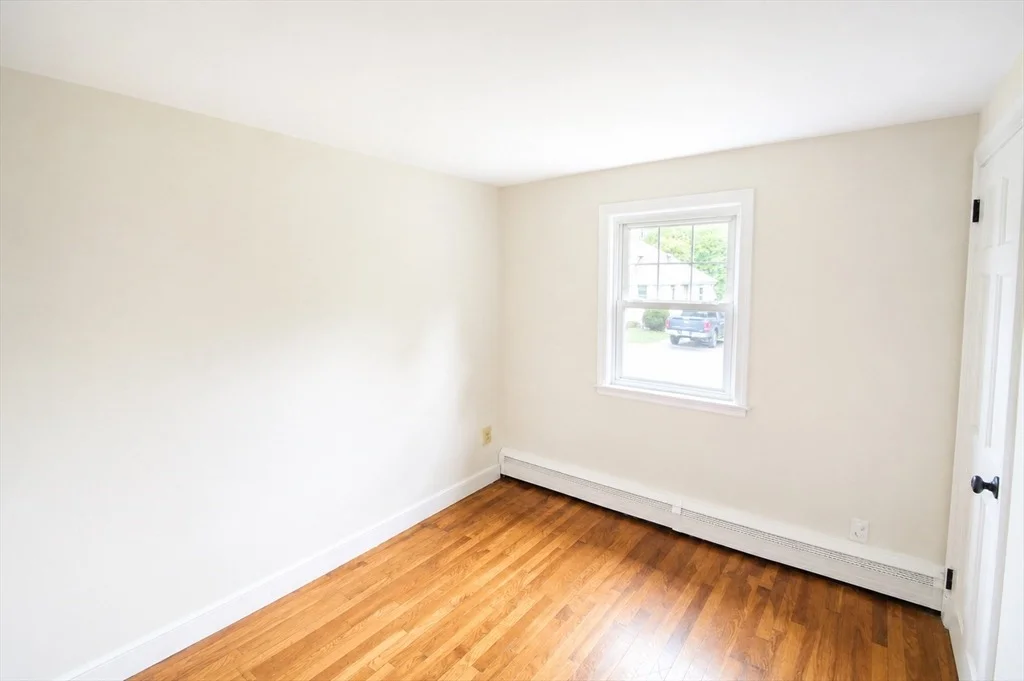 Photo of 4 Simmons Ave