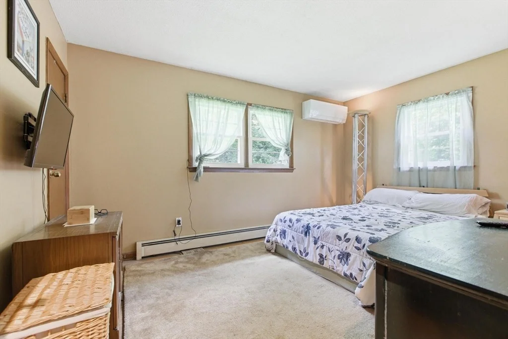 Photo of 152 Lake St