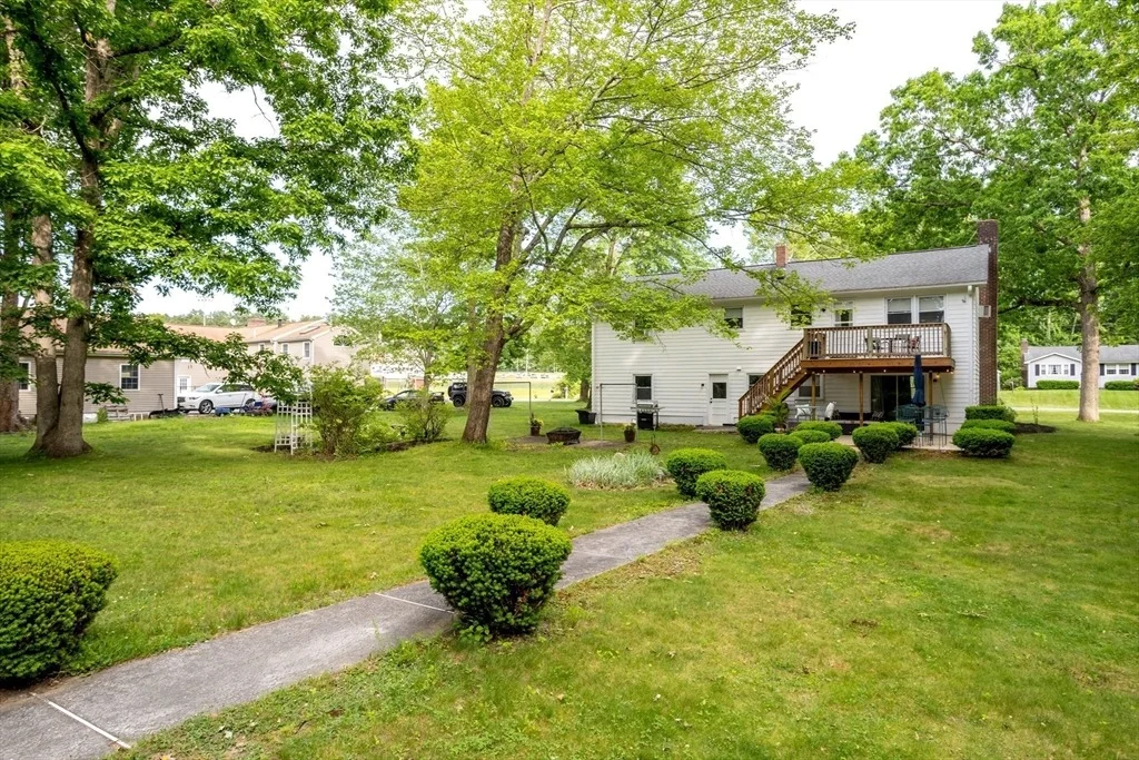 Photo of 32 Alvirne Dr