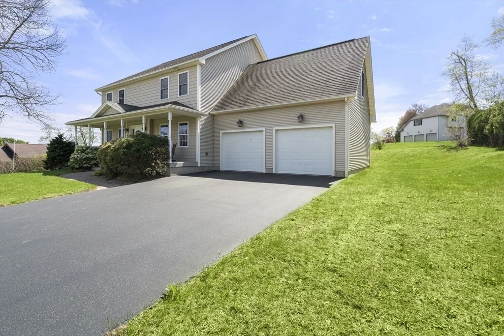 Photo of 161 Bear Hole Road